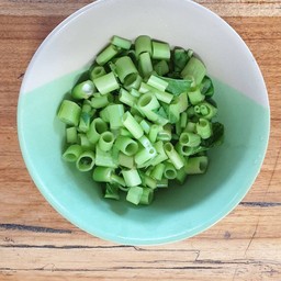 ผักบุ้งลวก