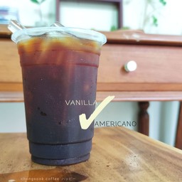 Iced Vanilla Americano วานิลลาอเมริกาโน่