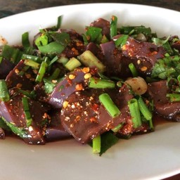 ก้อยตับดิบ(เนื้อ) (ขม-ไม่ขม)