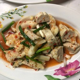 ยำ 2 สหาย