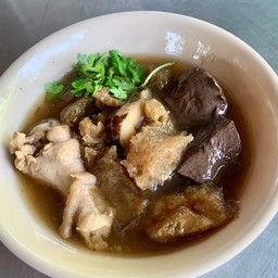 กระเพาะปลา อาม่า หน้ากองพันปื่นใหญ่