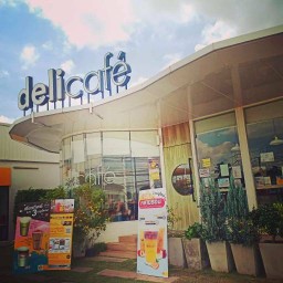 Deli Cafe 4