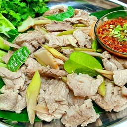 ลวกจิ้มหมูล้วน