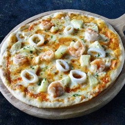 พิซซ่าเทาซั่นไอซ์แลนด์ซีฟู้ด