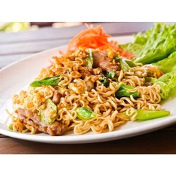 ผัดมาม่าขี้เมา