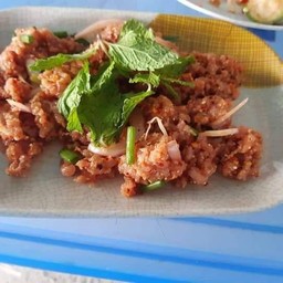 ร้านลาบยโส