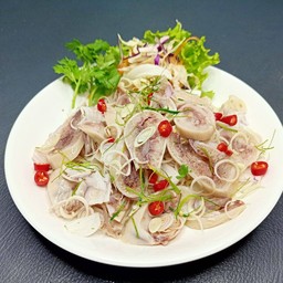 ยำไส้ตัน