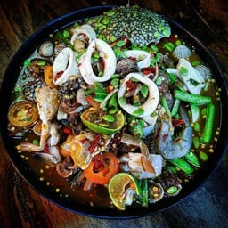 เกาเหลาทะเลรวม