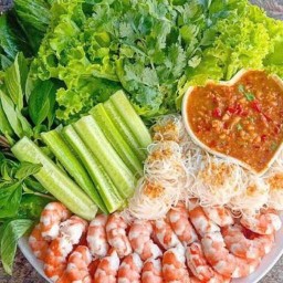 มินนี่พาแซ่บ