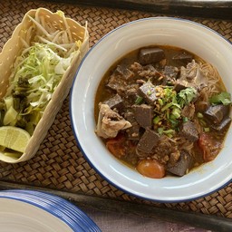 ขนมจีนน้ำเงี้ยว