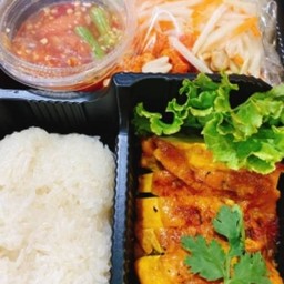 ส้มตำไทย+ข้าวเหนียว+ไก่ย่าง