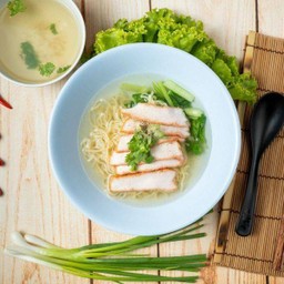 บะหมี่หมูแดง