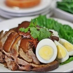 ก้อย ขาหมู เป็ดพะโล้