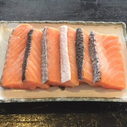 แซลม่อนนา 150กรัม
