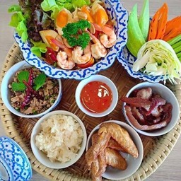 ชุดส้มตำไทยกุ้ง+ไข่เค็ม