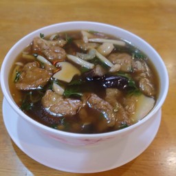 กระเพาะปลาน้ำแดง