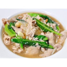 ราดหน้าไก่