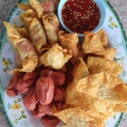 ป้ายันเกี๊ยวทอด