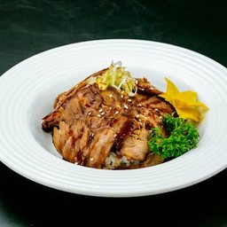 ข้าวหน้าหมูชาชู