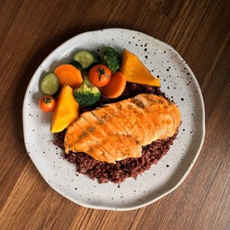 Spicy Grilled Chicken - Moist & Tender