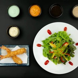 สลัดกุ้งทอด