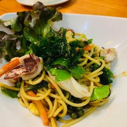 สปาเกตตี้ขี้เมาไก่