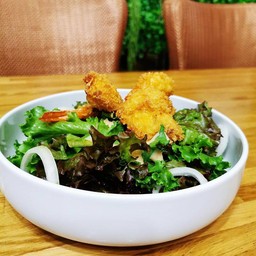 สลัดกุ้งทอด
