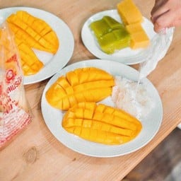 set สุดคุ้ม ข้าวเหนียวมะม่วง 2 กล่อง (เมนูเจทานได้)