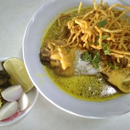 ข้าวซอย ไก่