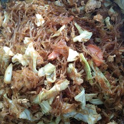 ผัดวุ้นเส้นใส่ไข่