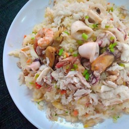 ข้าวผัดทะเลรวม