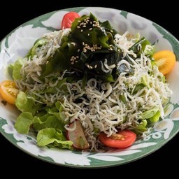 Shirasu wakame salad