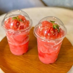 น้ำสตอเบอรี่