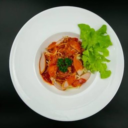 สปาเก็ตตี้ซอสหมู+ไส้กรอก