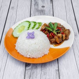 ข้าวผัดกะเพรา