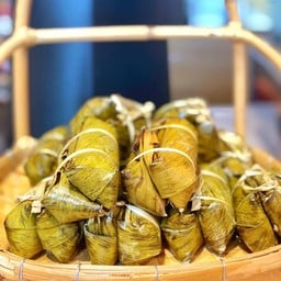 ข้าวต้มมัด ไส้กล้วยถั่วดำ