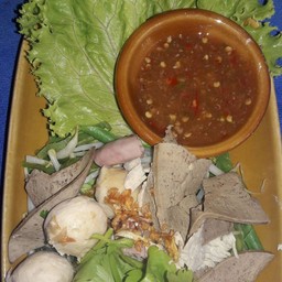 ลวกจิ้มเครื่องหมู