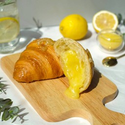 Lemon Curd Croissant
