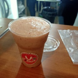 น้ำผลไม้รวมปั่น