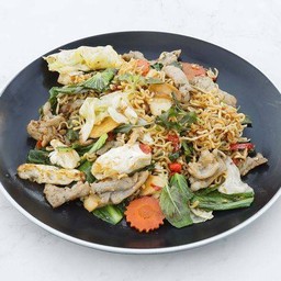 ผัดมาม่าขี้เมา