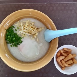 โจ๊กหมู ใส่ไข่