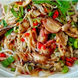 ยำขนมจีนปลาทู