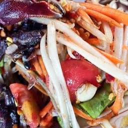 ตำ-ยำ แซ่บ ปากสั่น