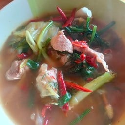 แกงอ๋อมกระดูกอ่อนหมู