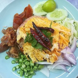 ข้าวคลุกกะปิ