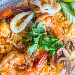 ข้าวผัดต้มยำ