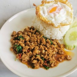 Fin Cafe ฟินคาเฟ่ ลำปาง