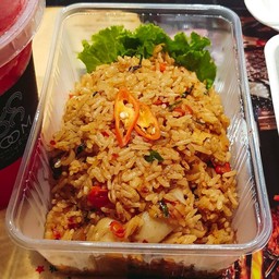 ข้าวผัดหอยลายใบโหระพา