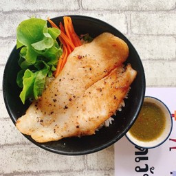 ข้าวปลาย่างเกาหลี