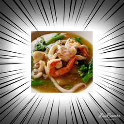 ราดหน้า เนื้อ รวม ปลากระพง